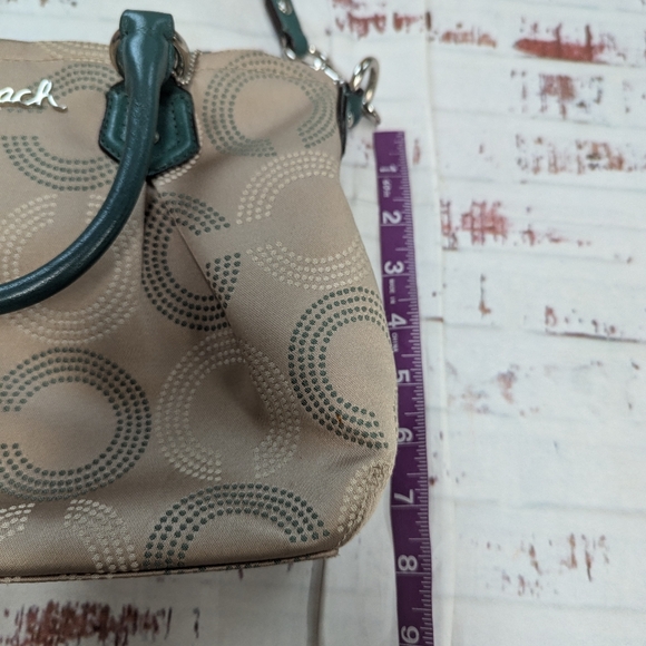 Coach crossbody mini purse - Picture 5 of 10